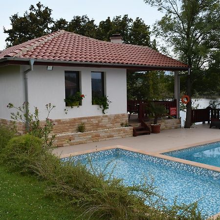 Two Villas Kirkovo Кірково Екстер'єр фото